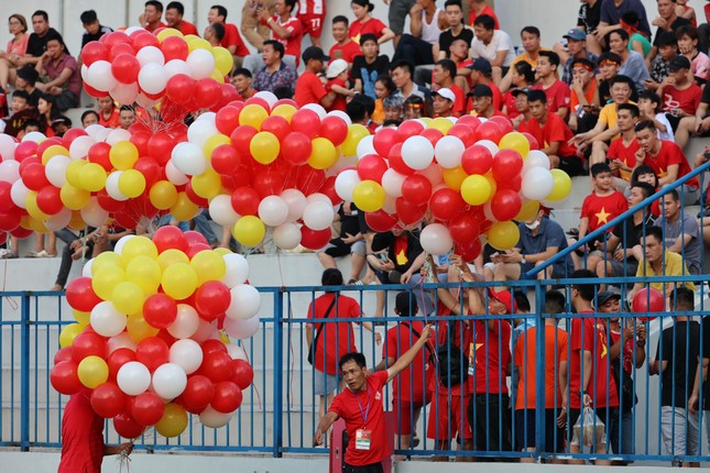 Vượt qua Hồng Kông (Trung Quốc) 1-0, ĐTVN có chiến thắng đầu tiên cùng HLV Troussier ảnh 35