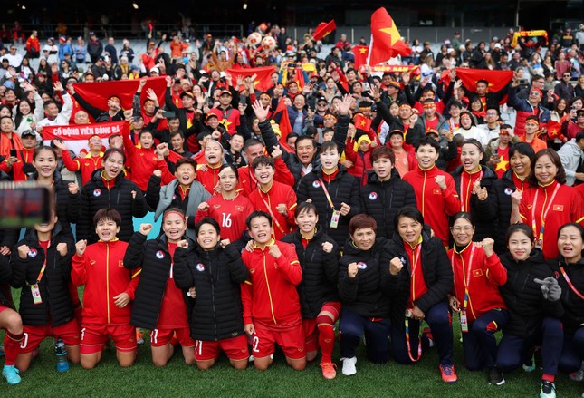 Thực hư việc Trần Thị Thùy Trang sẽ sát cánh cùng Huỳnh Như tại Lank FC ảnh 3
