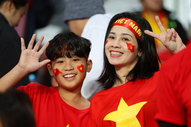 Đội tuyển nữ Việt Nam kết thúc hành trình tại World Cup nữ 2023 bằng trận thua Hà Lan ảnh 38