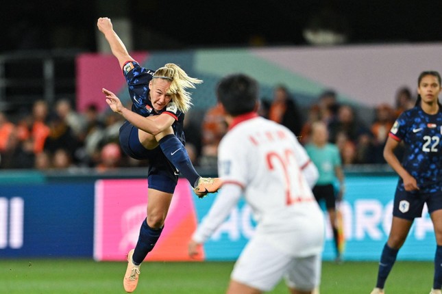 Đội tuyển nữ Việt Nam kết thúc hành trình tại World Cup nữ 2023 bằng trận thua Hà Lan ảnh 8