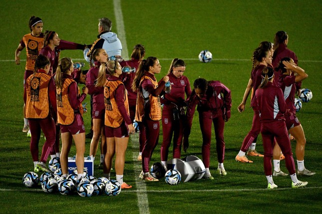 ‘Đè bẹp’ Thụy Sỹ 5-1, Tây Ban Nha lần đầu vào tứ kết World Cup ảnh 36