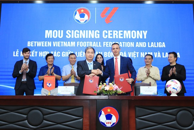 LĐBĐ Việt Nam hợp tác với LaLiga, mở ra cơ hội để cầu thủ trẻ tới Real hay Barca ảnh 1