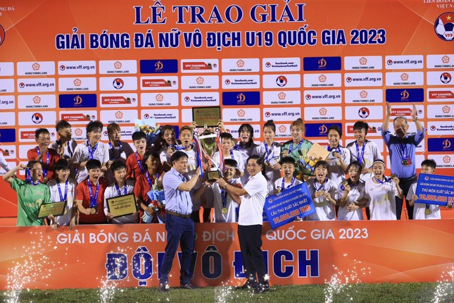 U19 nữ Hà Nam vô địch giải bóng đá U19 nữ quốc gia 2023 ảnh 1