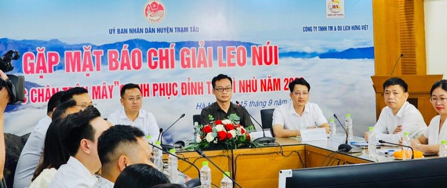“Bước chân trên mây” - Chinh phục đỉnh Tà Chì Nhù, Giải Leo núi đầu tiên dành cho giới báo chí ảnh 3