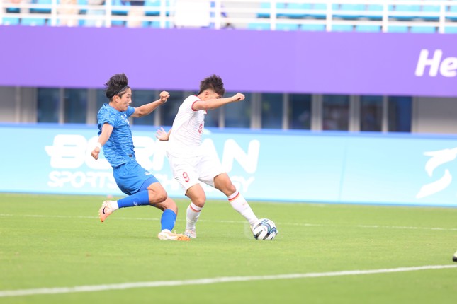 Olympic Việt Nam mở đầu chiến dịch Asiad 19 với thắng lợi 4-2 trước Mông Cổ ảnh 18