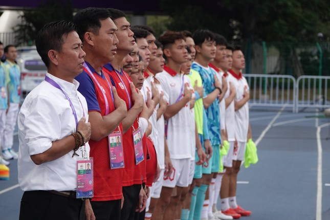 Olympic Việt Nam mở đầu chiến dịch Asiad 19 với thắng lợi 4-2 trước Mông Cổ ảnh 29
