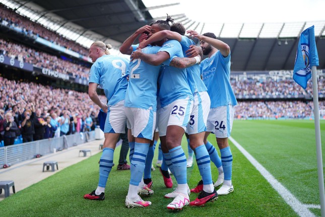 Man City hạ Nottingham Forest 2-0, vững vàng ngôi đầu bảng ảnh 22