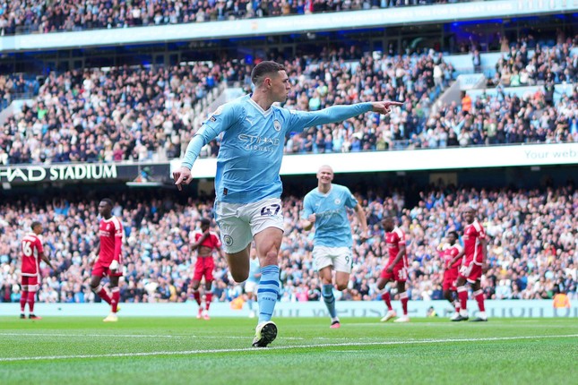 Man City hạ Nottingham Forest 2-0, vững vàng ngôi đầu bảng ảnh 20
