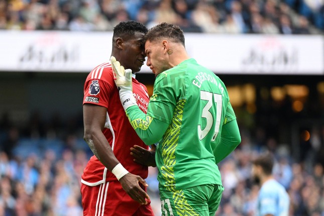 Man City hạ Nottingham Forest 2-0, vững vàng ngôi đầu bảng ảnh 7