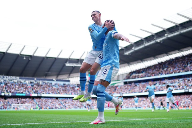 Man City hạ Nottingham Forest 2-0, vững vàng ngôi đầu bảng ảnh 21