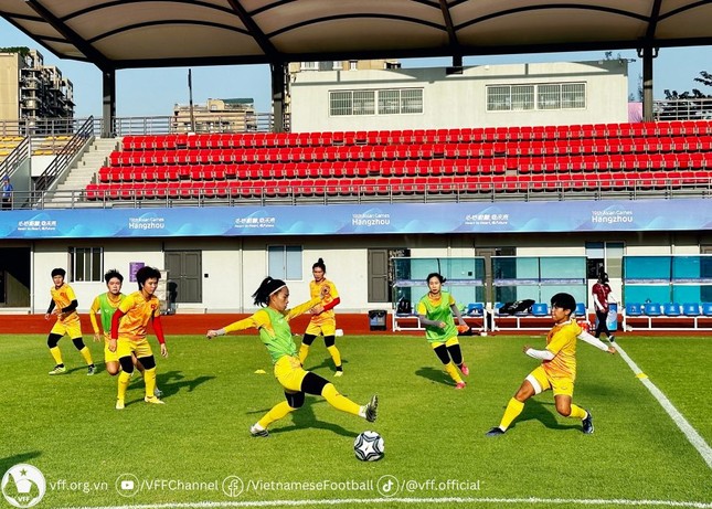 Đội tuyển nữ Việt Nam vùi dập Bangladesh 6-1 ảnh 25