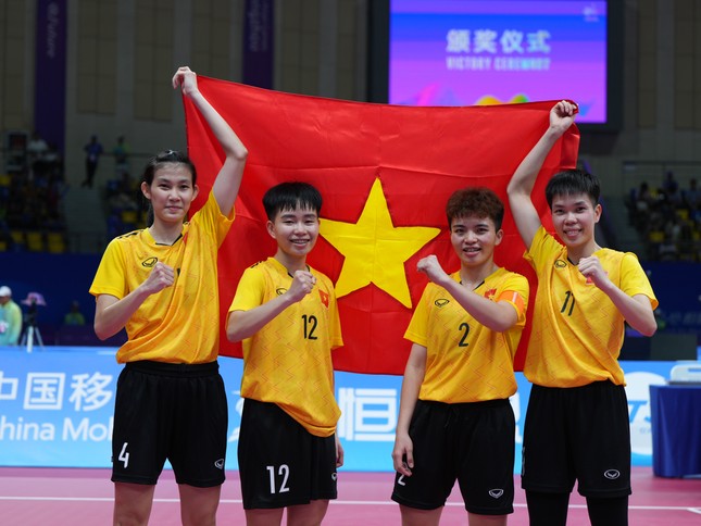 Bóng chuyền nữ vào bán kết Asiad 19 ảnh 15