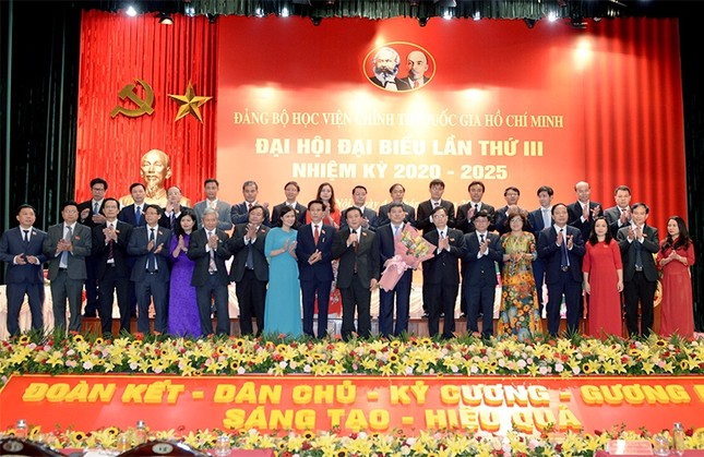 Ông Nguyễn Xuân Thắng tái đắc cử Bí thư Đảng ủy Học viện Chính trị Quốc gia Hồ Chí Minh ảnh 2