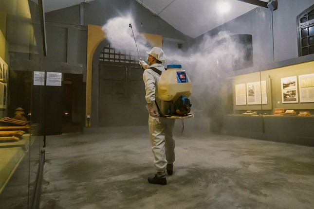 Di tích, đền chùa Hà Nội sẵn sàng mở cửa trở lại đón khách du xuân muộn ảnh 11