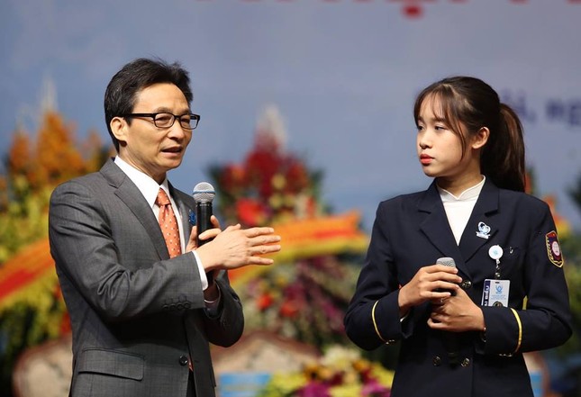 Phó Thủ tướng Vũ Đức Đam đối thoại với đại biểu Hội Sinh viên ảnh 30