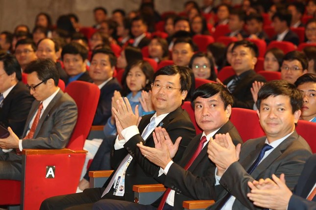Phó Thủ tướng Vũ Đức Đam đối thoại với đại biểu Hội Sinh viên ảnh 13