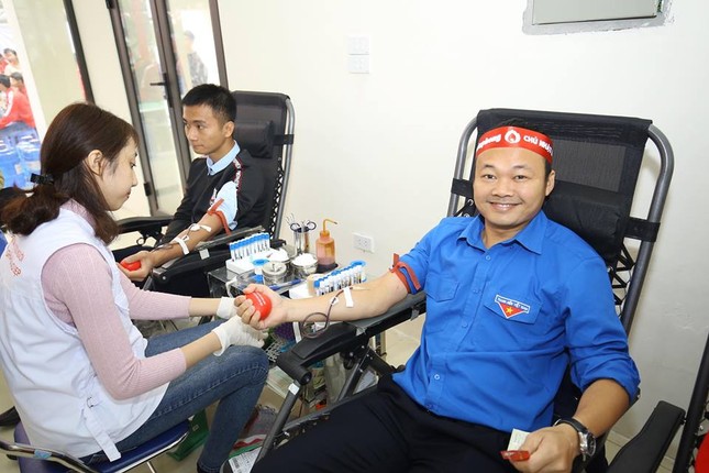 Mỗi giọt máu cho đi – một cuộc đời ở lại ảnh 96