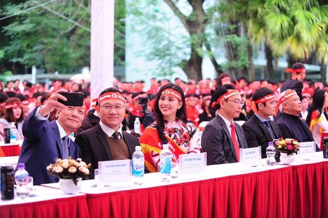 Mỗi giọt máu cho đi – một cuộc đời ở lại ảnh 42