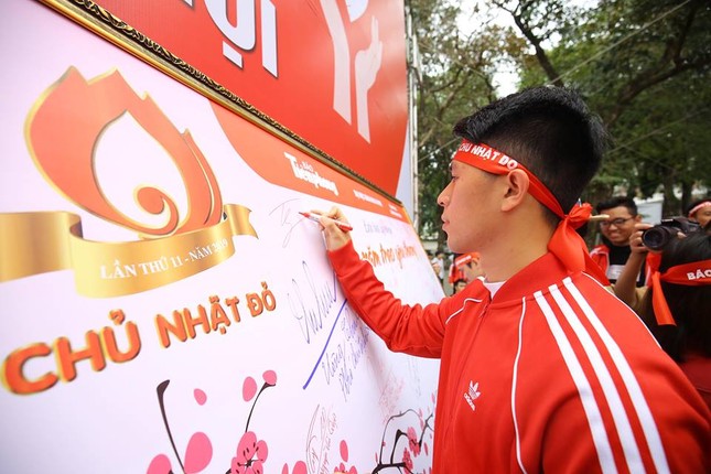 Mỗi giọt máu cho đi – một cuộc đời ở lại ảnh 79