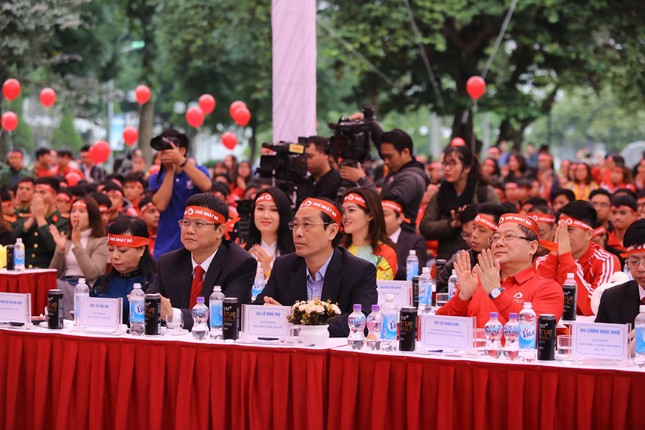 Mỗi giọt máu cho đi – một cuộc đời ở lại ảnh 74