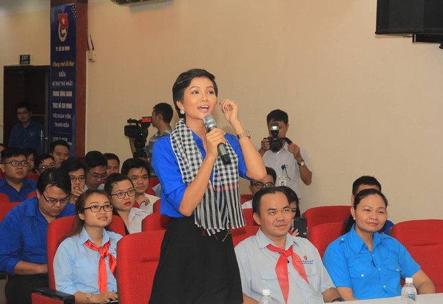 Bí thư thứ nhất TƯ Đoàn Lê Quốc Phong đối thoại với đoàn viên, thanh niên ảnh 11