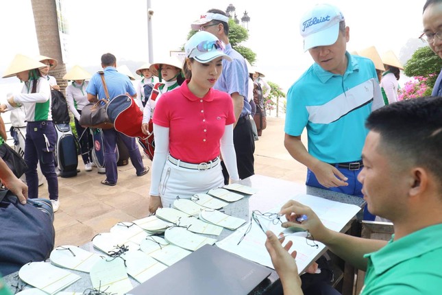 Ai là nhà vô địch Tiền Phong Golf Championship mùa thứ ba? ảnh 7