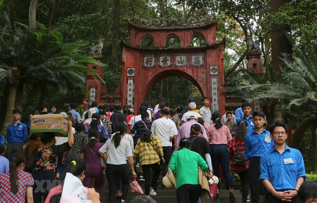Cả nước đón Giao thừa Canh Tý 2020 ảnh 3