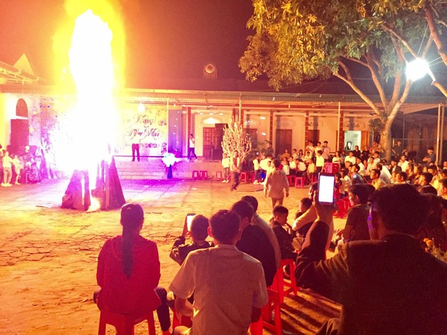Cả nước đón Giao thừa Canh Tý 2020 ảnh 70