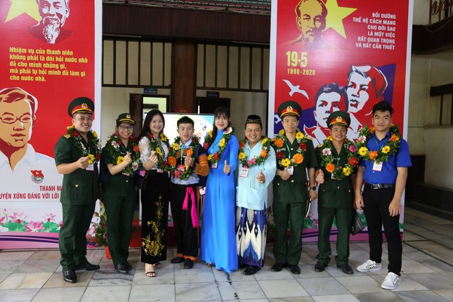 Tuyên dương 401 đại biểu thanh niên tiên tiến làm theo lời Bác ảnh 5