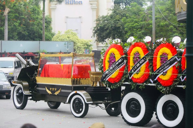 Lễ an táng nguyên Tổng Bí thư Lê Khả Phiêu ảnh 11