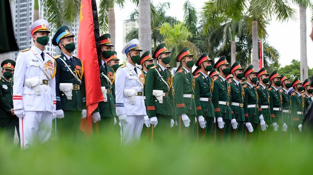 Lễ an táng nguyên Tổng Bí thư Lê Khả Phiêu ảnh 25