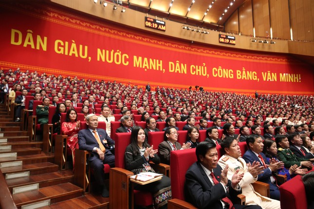 Tổng Bí thư, Chủ tịch nước: 'Không thế lực nào có thể ngăn cản nổi dân tộc ta đi lên' ảnh 15