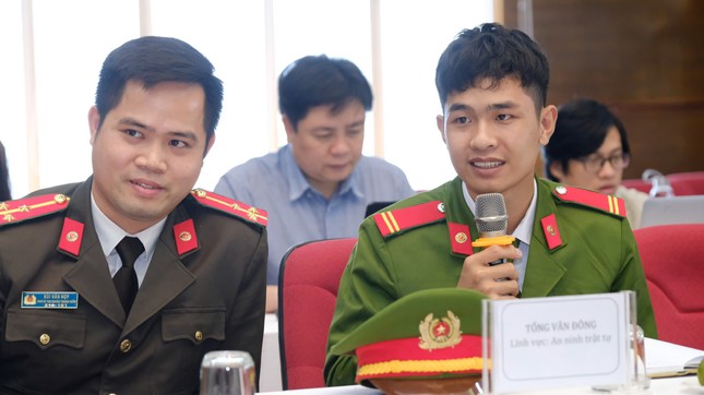 Giao lưu trực tuyến 5 đề cử Gương mặt trẻ Việt Nam tiêu biểu 2020 ảnh 20