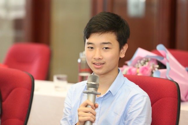 Giao lưu trực tuyến 5 đề cử Gương mặt trẻ Việt Nam tiêu biểu 2020 ảnh 23