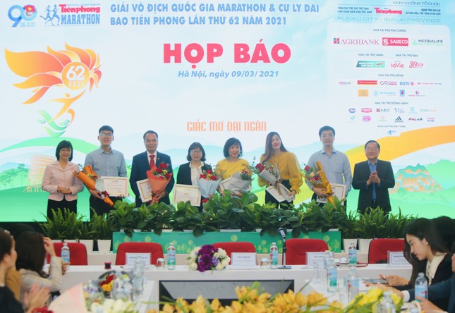 Tiền Phong Marathon 2021 - Giấc mơ đại ngàn ảnh 38