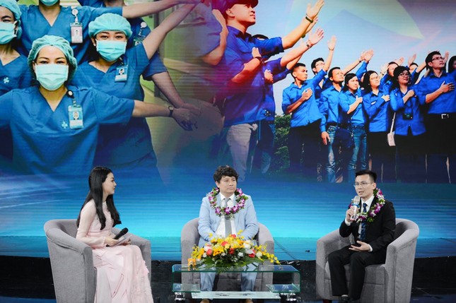 Gương mặt trẻ Việt Nam tiêu biểu và khát vọng dựng xây đất nước hùng cường ảnh 26