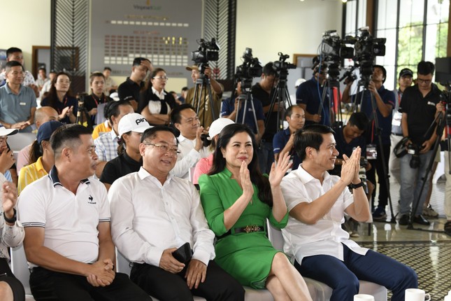 Trao cúp Vô địch Golf Quốc gia năm 2023 - Cúp VinFast ảnh 15