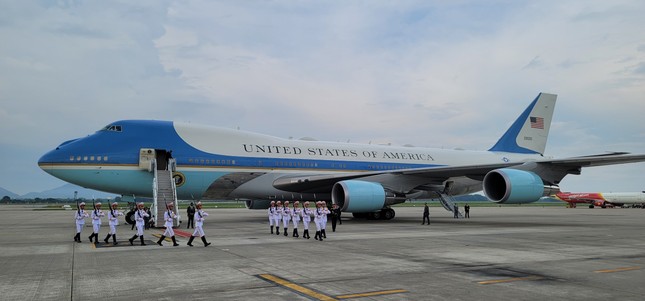 Tổng thống Mỹ Joe Biden chính thức chuyến thăm hỏi cung cấp Nhà nước cho tới VN hình họa 31