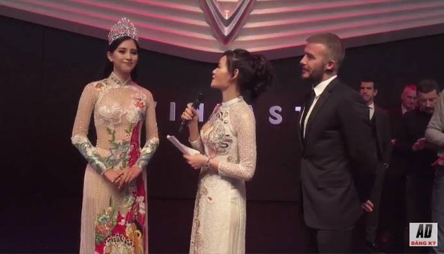 Hoa hậu Tiểu Vy và David Beckham xuất hiện bên xe Vinfast ảnh 36
