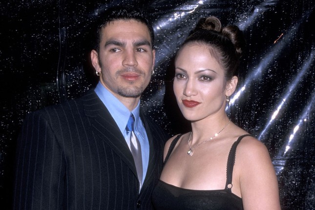 7 người đàn ông bước qua đời Jennifer Lopez trước bồ trẻ Alex Rodriguez là ai? ảnh 8
