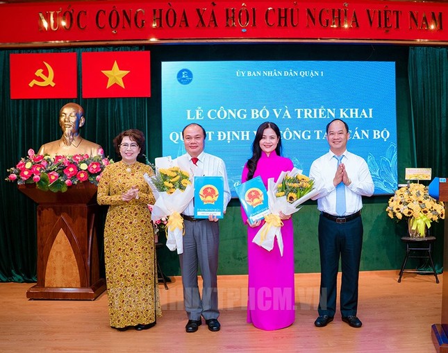 TP.HCM điều động, bổ nhiệm nhiều hiệu trưởng, trưởng phòng GD-ĐT ảnh 1