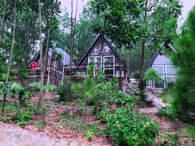 Ngăn suối, dựng nhà làm khu du lịch trái phép ảnh 7