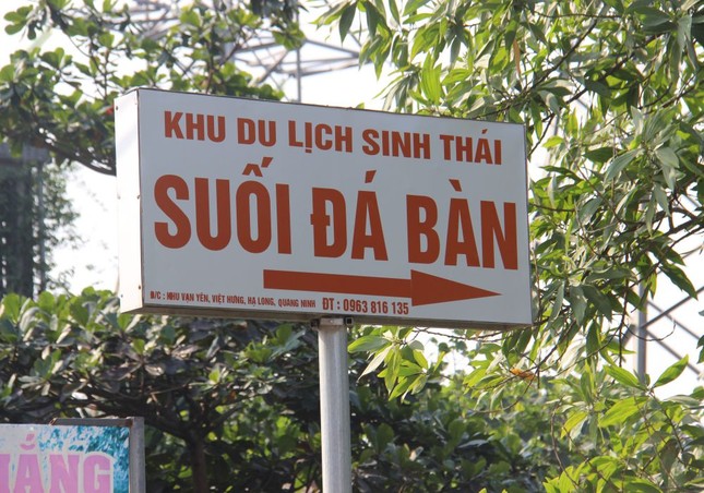 Ngăn suối, dựng nhà làm khu du lịch trái phép ảnh 4