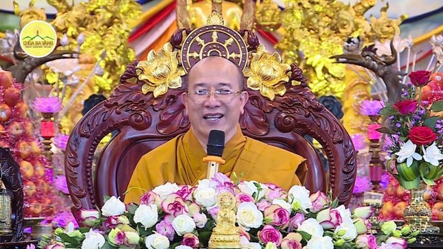 Sư trụ trì chùa Ba Vàng: Thu tiền theo yêu cầu của... vong ảnh 1