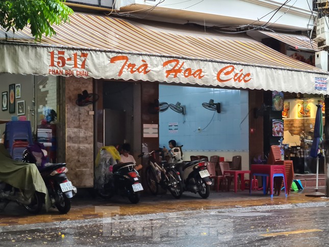 Một 'đại ca' đất cảng bị bắn ngay tại quán trà ảnh 1