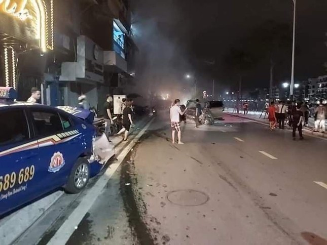 'Xe điên' đâm liên hoàn trong đêm ở Hải Phòng ảnh 1