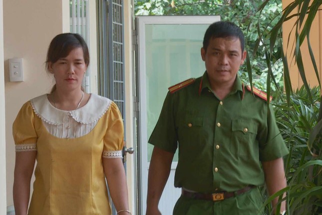 Giải cứu người phụ nữ bị ép làm vợ cho nhiều người Trung Quốc ảnh 1
