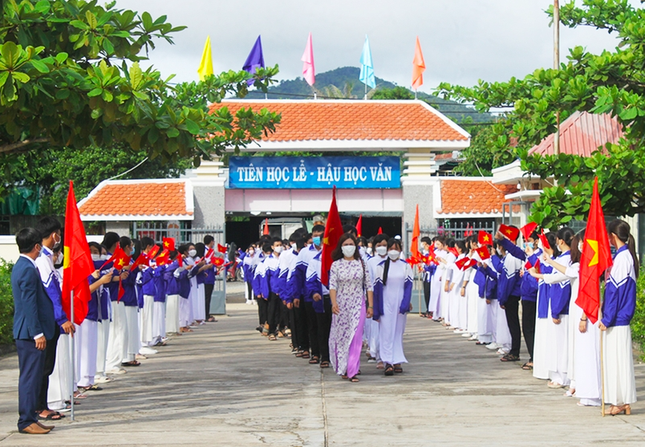 Gia Lai có thủ khoa kỳ thi tốt nghiệp ở vùng khó khăn ảnh 1