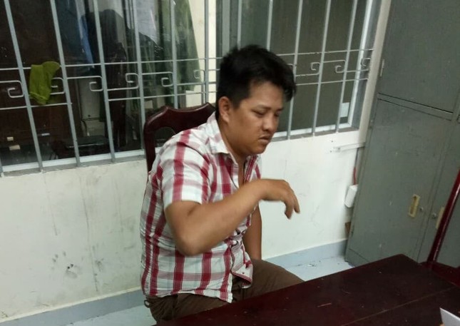 Tạm giữ nghi phạm lẻn vào trường tiểu học dâm ô học sinh ảnh 1