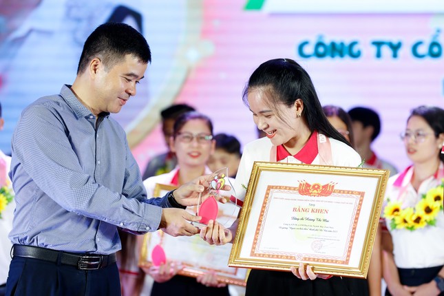 Xúc động câu chuyện của những người con hiếu thảo ảnh 4
